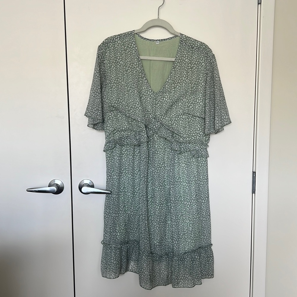 Casual seafoam green dress